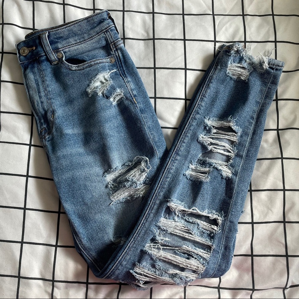 American Eagle Mom Jeans